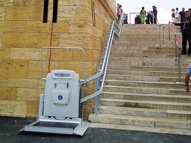 Stair Curved Type Disabled Platform